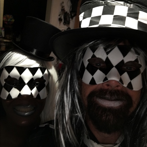 Meet your Posher, Terrence - Picture 3 of 3